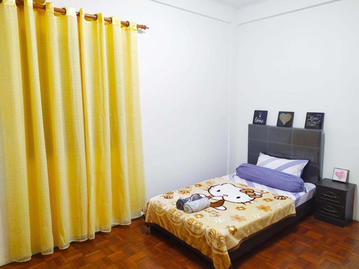 Victoria Homestay Sibu - Next To Shopping Complex & Large Car Park Area With Autogate מראה חיצוני תמונה
