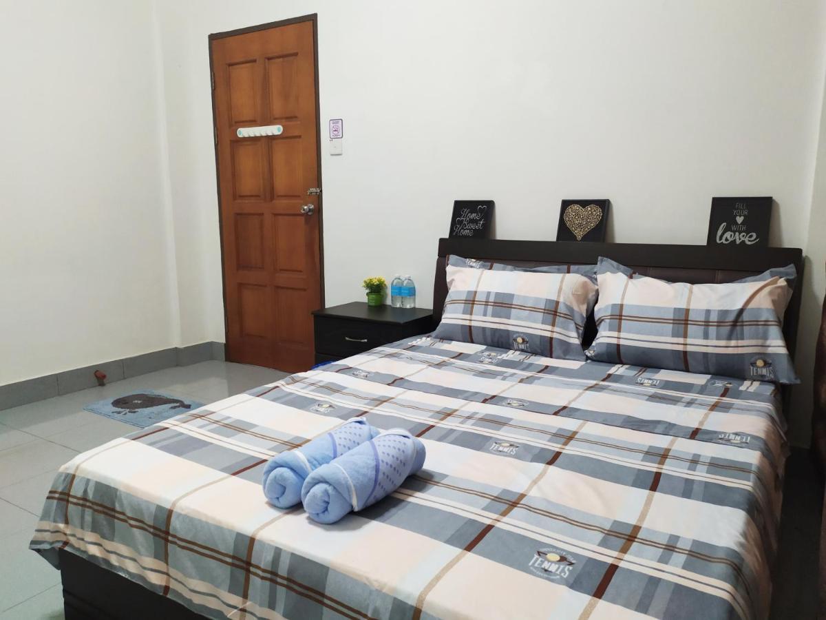 Victoria Homestay Sibu - Next To Shopping Complex & Large Car Park Area With Autogate מראה חיצוני תמונה